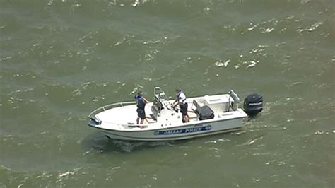 One man drowned on Sunday, April 17, after he and another man jumped from a boat into a Dallas-Fort Worth area lake, officials say. . Lake ray hubbard drowning july 2022